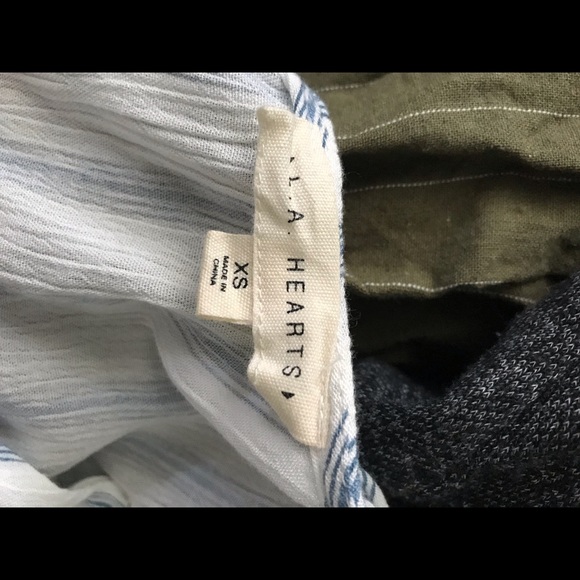 XS LA & Hearts Dress with Front Tie - Picture 4 of 6